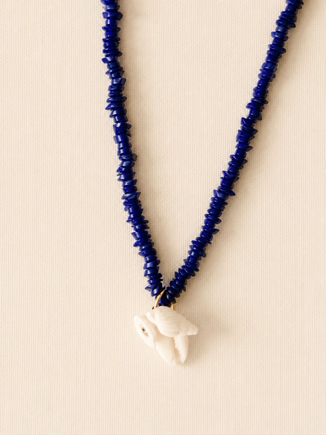 le collier cristal cobalt