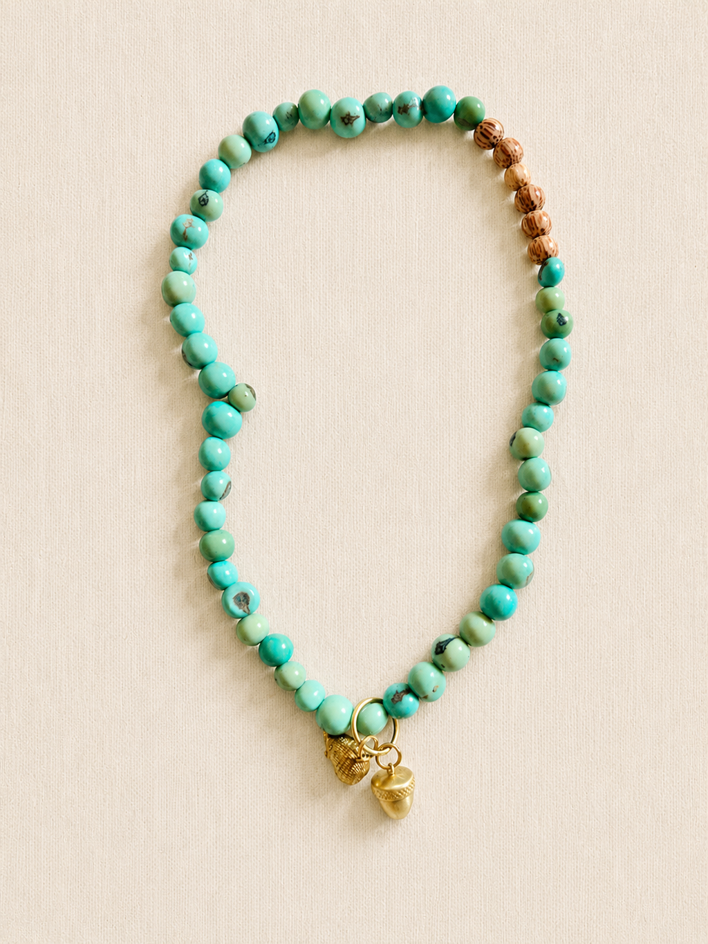 le collier charm turquesa