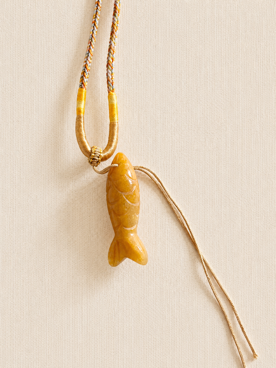 le collier tibet fish beige