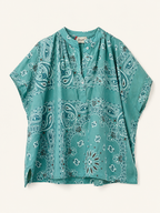 la shirt blue bandana