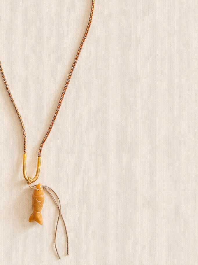 le collier tibet fish beige