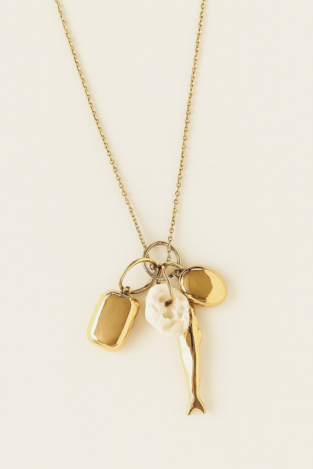 Cadena charms pez