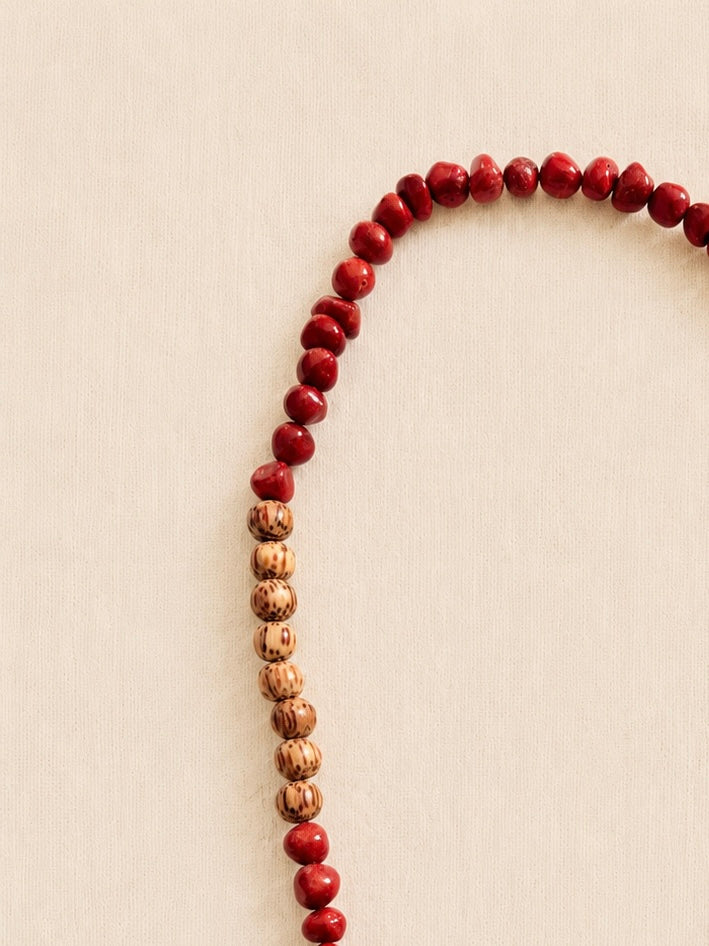le collier short rouge