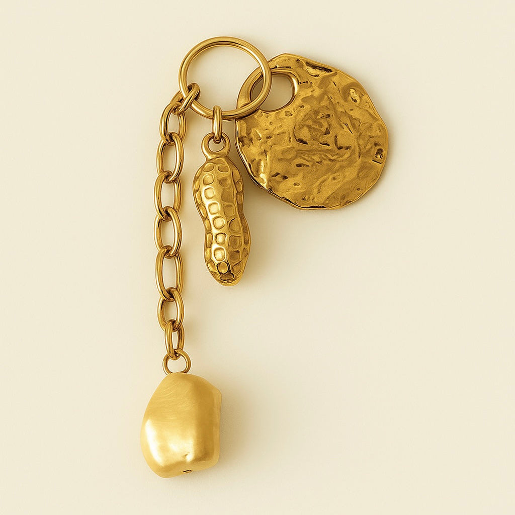 Cierre y eslabones del collar chunky dorado