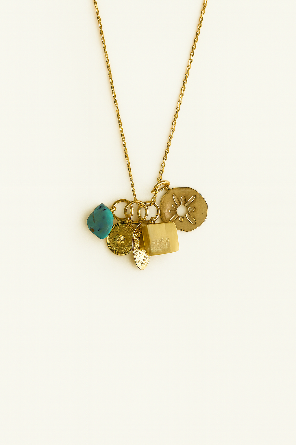 Cadena charms