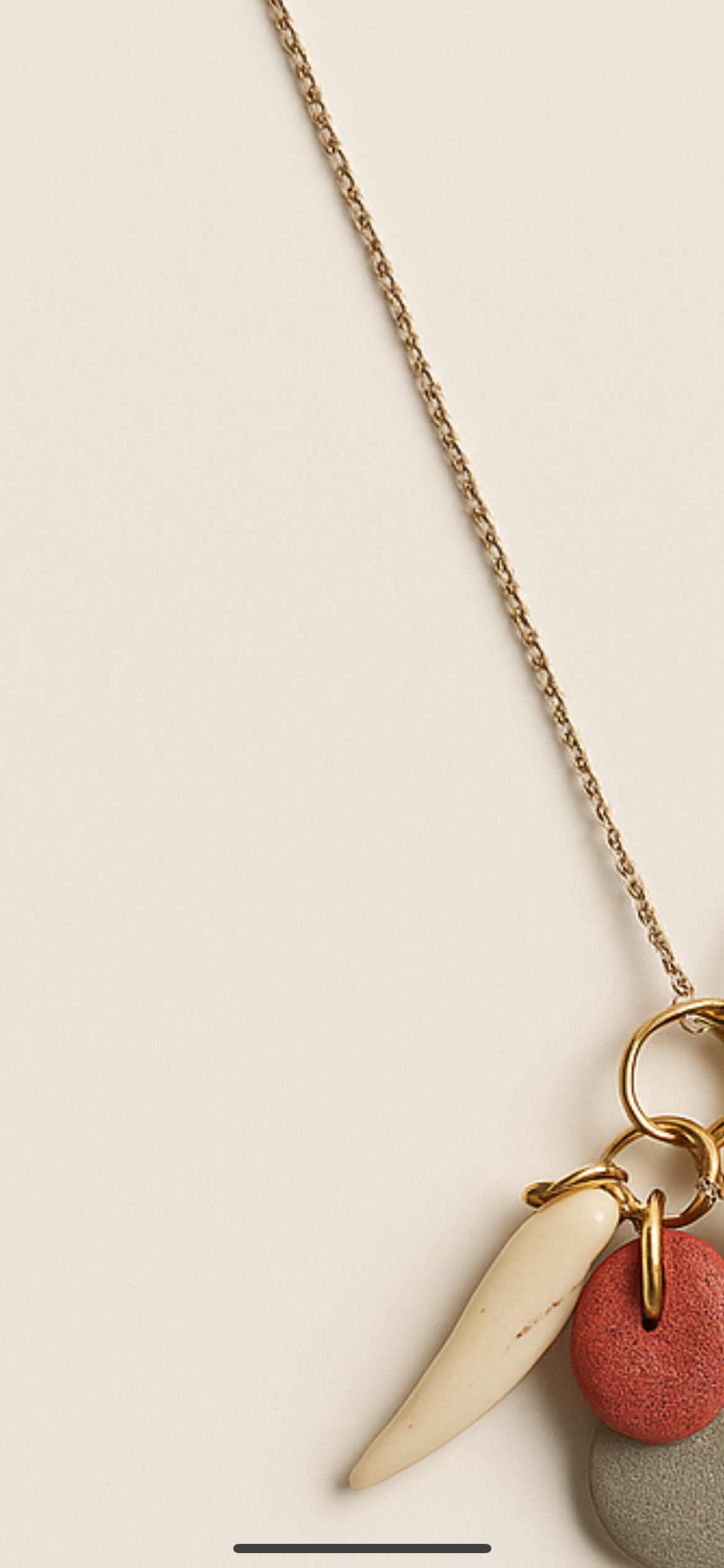 Collar charms piedras