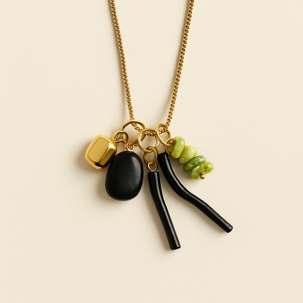 Collar charms negro