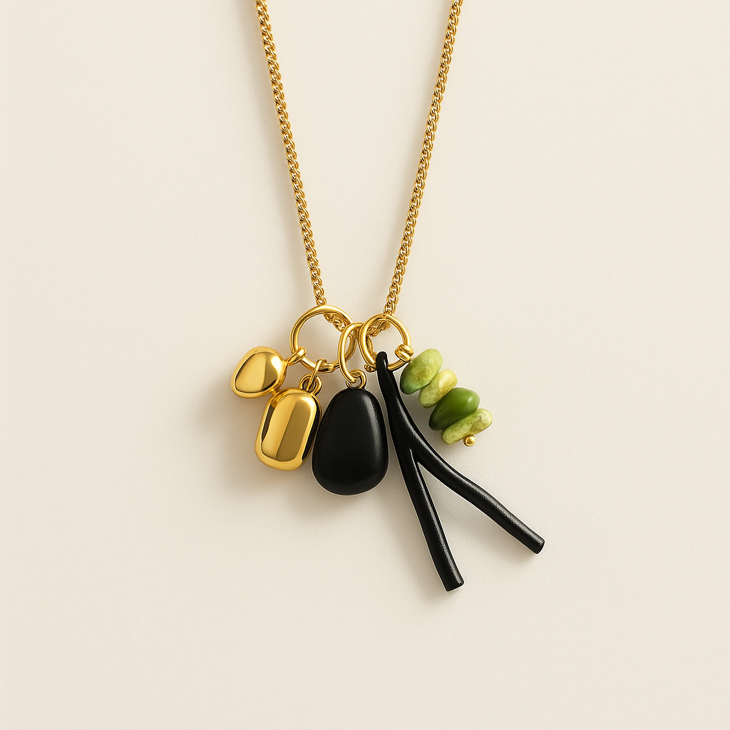 Collar charms negro