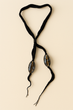 Collar seda negro